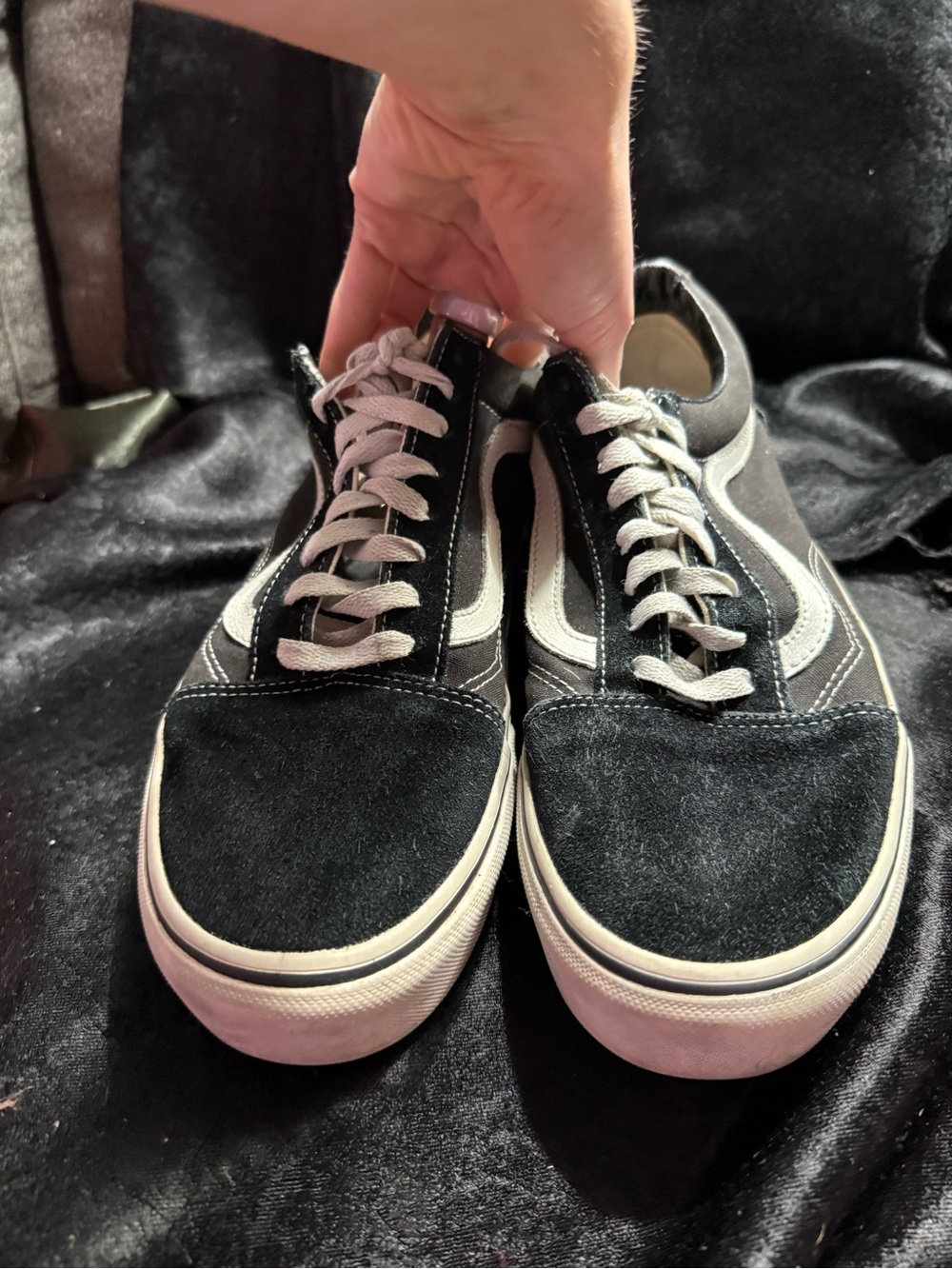 Vans Black and White Low-Top Skate Sneakers-womens 10.5 - Picture 4 of 6